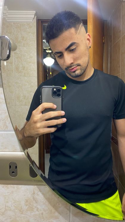 u69257834 OnlyFans picture