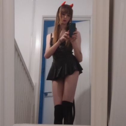 lucynojenic OnlyFans picture