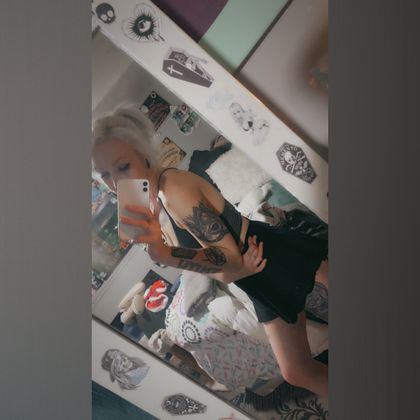 whitetrashbarbie097 OnlyFans picture