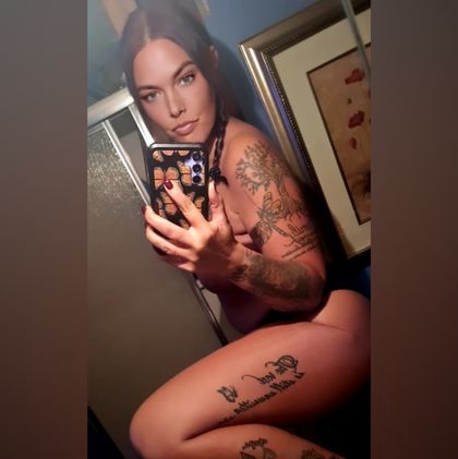 constants84 OnlyFans picture