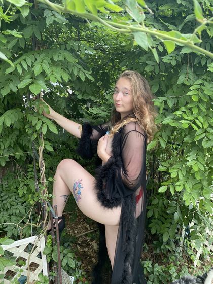 alainareign OnlyFans picture
