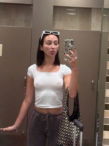 carmentakesdebit OnlyFans picture