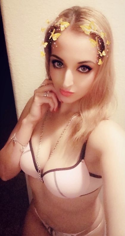 x.sabrina OnlyFans picture