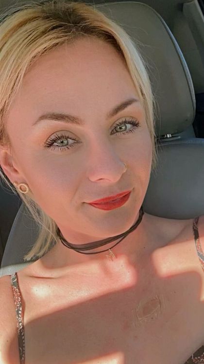 megzhouse OnlyFans picture