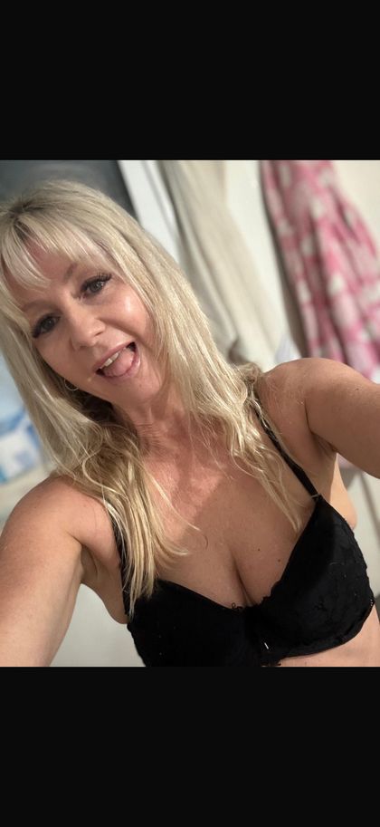 girlswanttohavefun111 OnlyFans picture