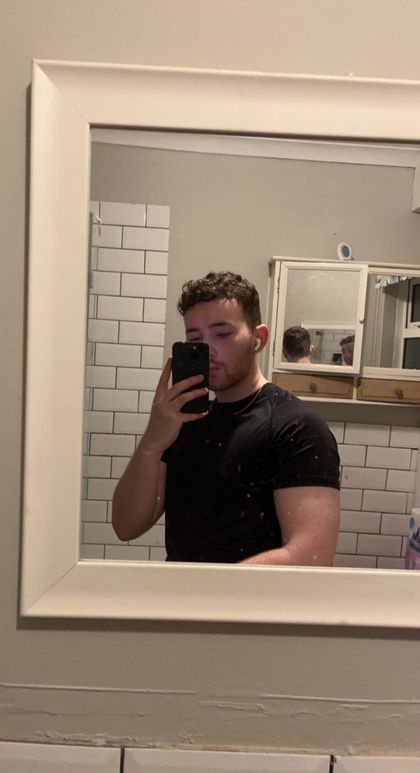 holmesy22 OnlyFans picture