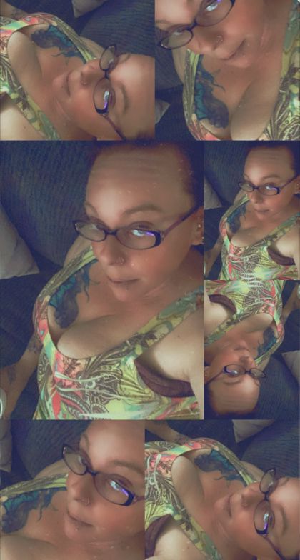 queenbeeeelee OnlyFans picture