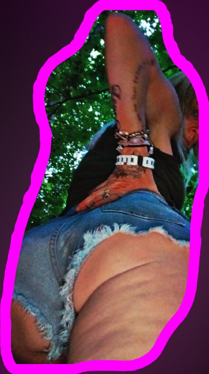 trailertrashbarbie OnlyFans picture