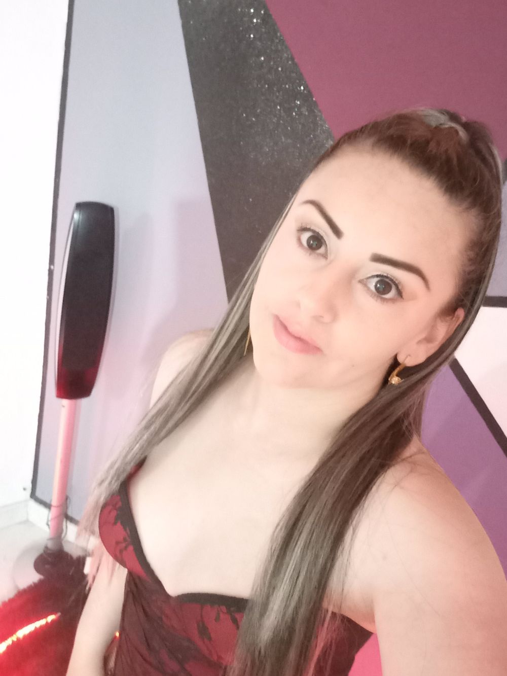 caroline_rom OnlyFans profile picture