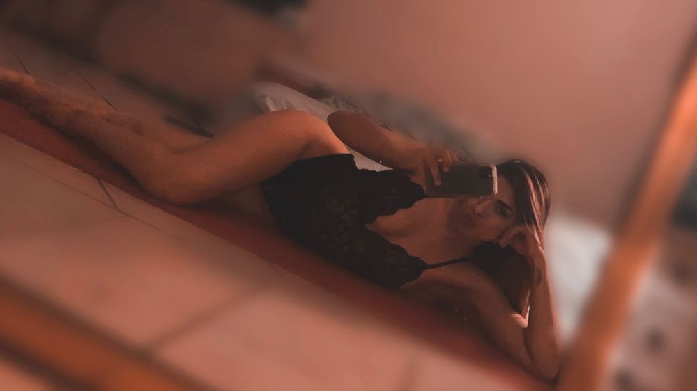 sofihoneytongue OnlyFans profile picture