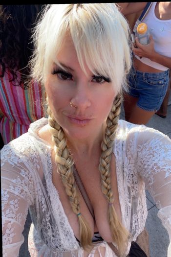 sugarmamaofscv OnlyFans - Free Trial - Photos - Socials | FansMetrics.com