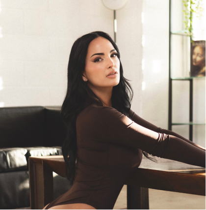 claudiabavel OnlyFans picture