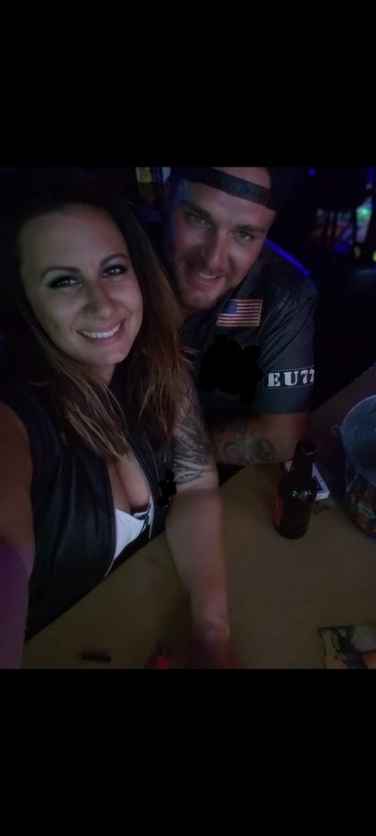 wewifey OnlyFans picture