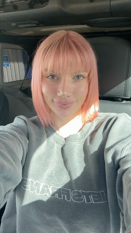 kira.ocean OnlyFans picture