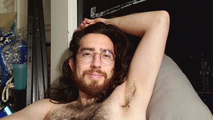 justaboywithglasses OnlyFans picture