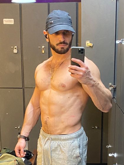 phivosrosaro OnlyFans picture