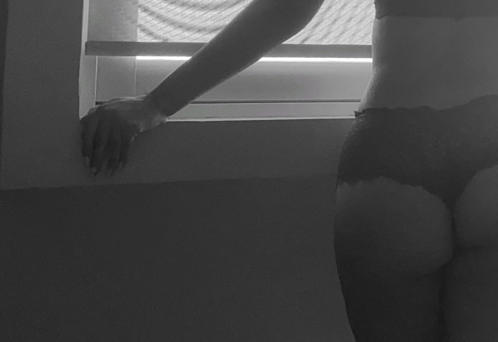 mireelores OnlyFans profile picture