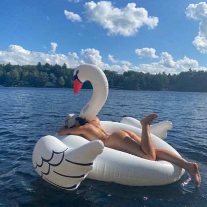 nikkinikki21 OnlyFans picture