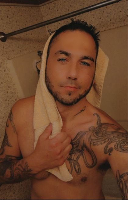trippplestak OnlyFans picture
