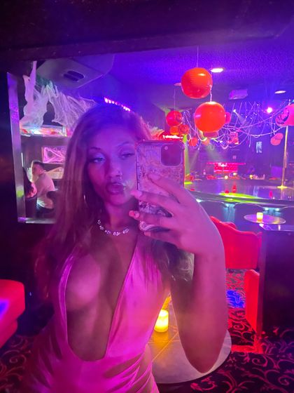welovekody OnlyFans picture