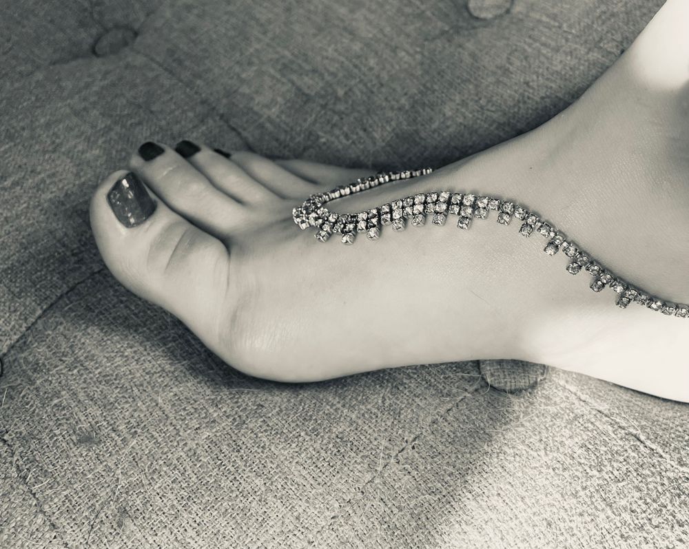 bejeweledbarefootbunnies OnlyFans profile picture