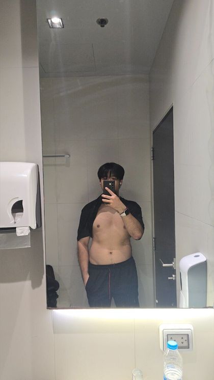 astonjaych OnlyFans picture