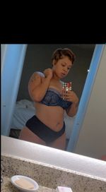 goldieray28 OnlyFans - Free Trial - Photos - Socials | FansMetrics.com