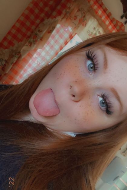 lil._.ginger OnlyFans picture