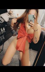ammygibsonx OnlyFans - Free Trial - Photos - Socials | FansMetrics.com