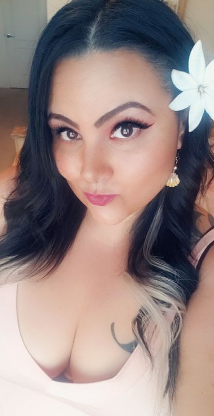 hawaiianhott OnlyFans picture