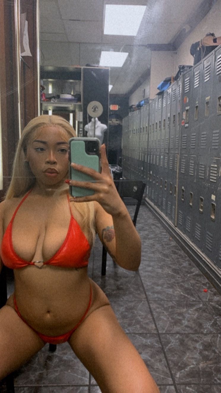 vryvip OnlyFans profile picture