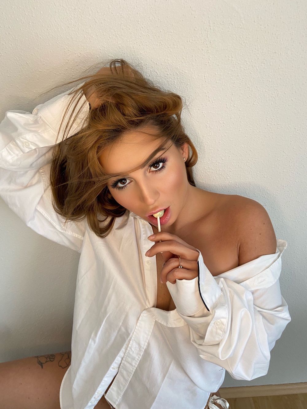 elaaa_miaaa OnlyFans profile picture