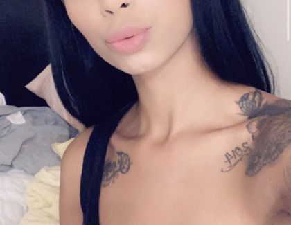 idontlooklegal OnlyFans picture