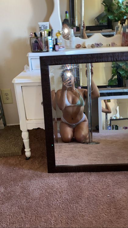 nikkilewinskyy OnlyFans picture