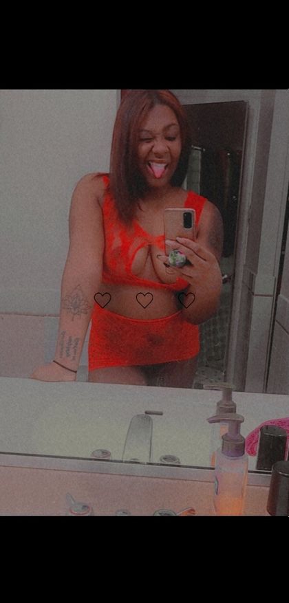 chocolatetherapyy OnlyFans picture