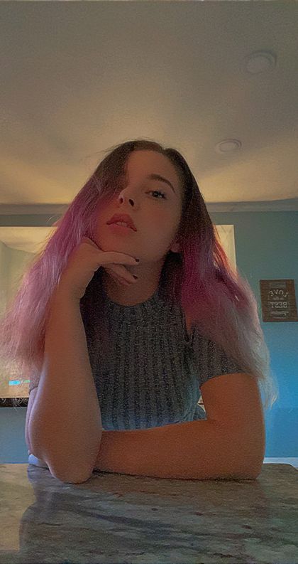 saucysenpie OnlyFans picture