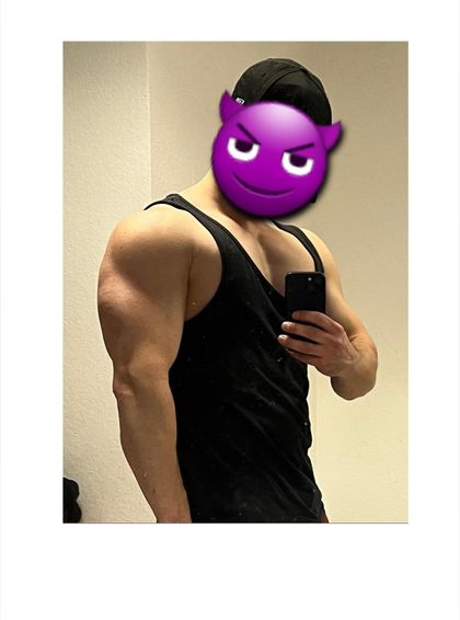 alphamike816 OnlyFans picture