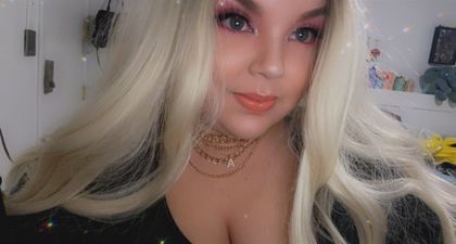 Best Hot Littlebunnyred OnlyFans Accounts | FansMetrics.com