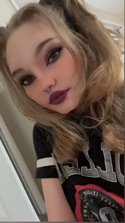 galactic.witch.420 OnlyFans picture