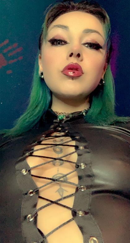 kryssins OnlyFans picture