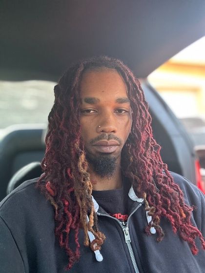 lightskintwotoned OnlyFans picture