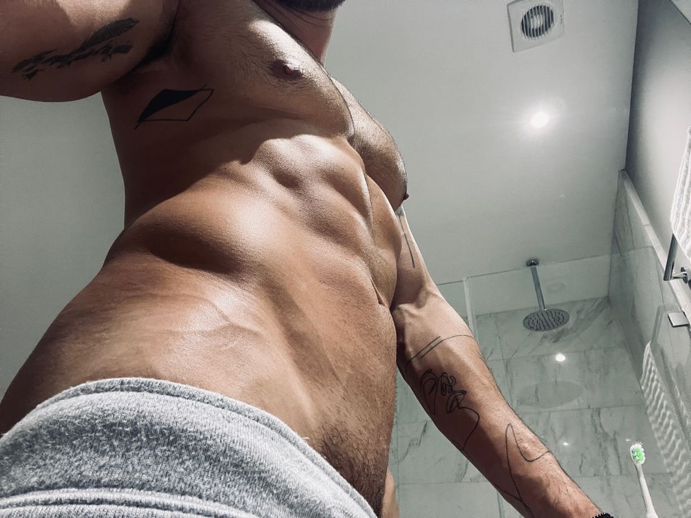 crisxyoga OnlyFans profile picture