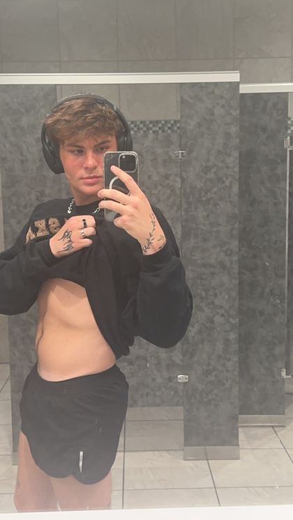 atlasstonee OnlyFans picture