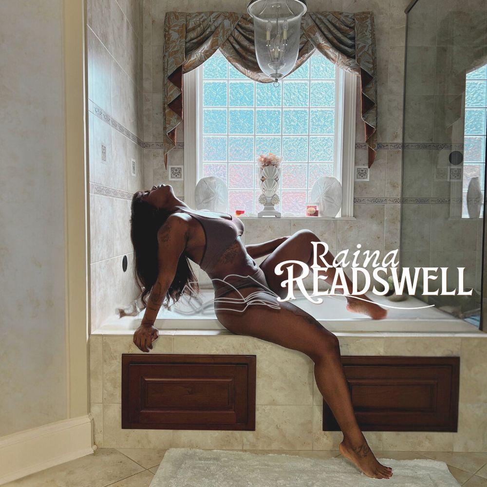 rainareadswell OnlyFans profile picture