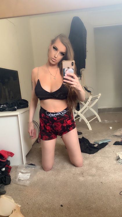 diamondbitchbaby.x OnlyFans picture