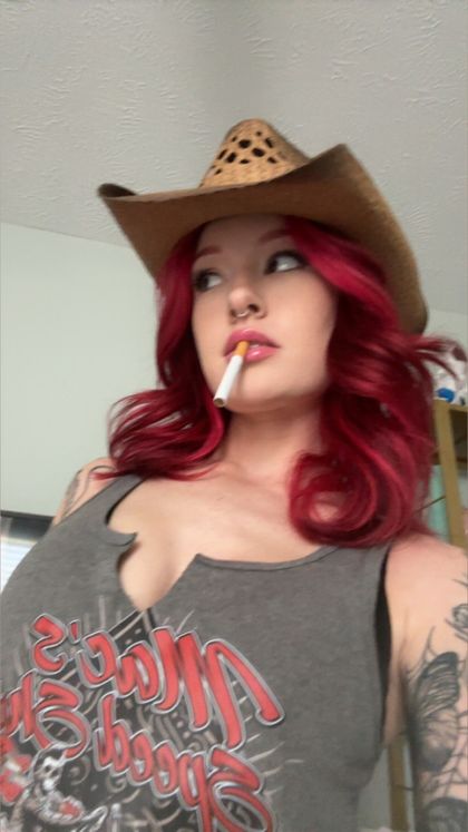 redlovestoriot OnlyFans picture