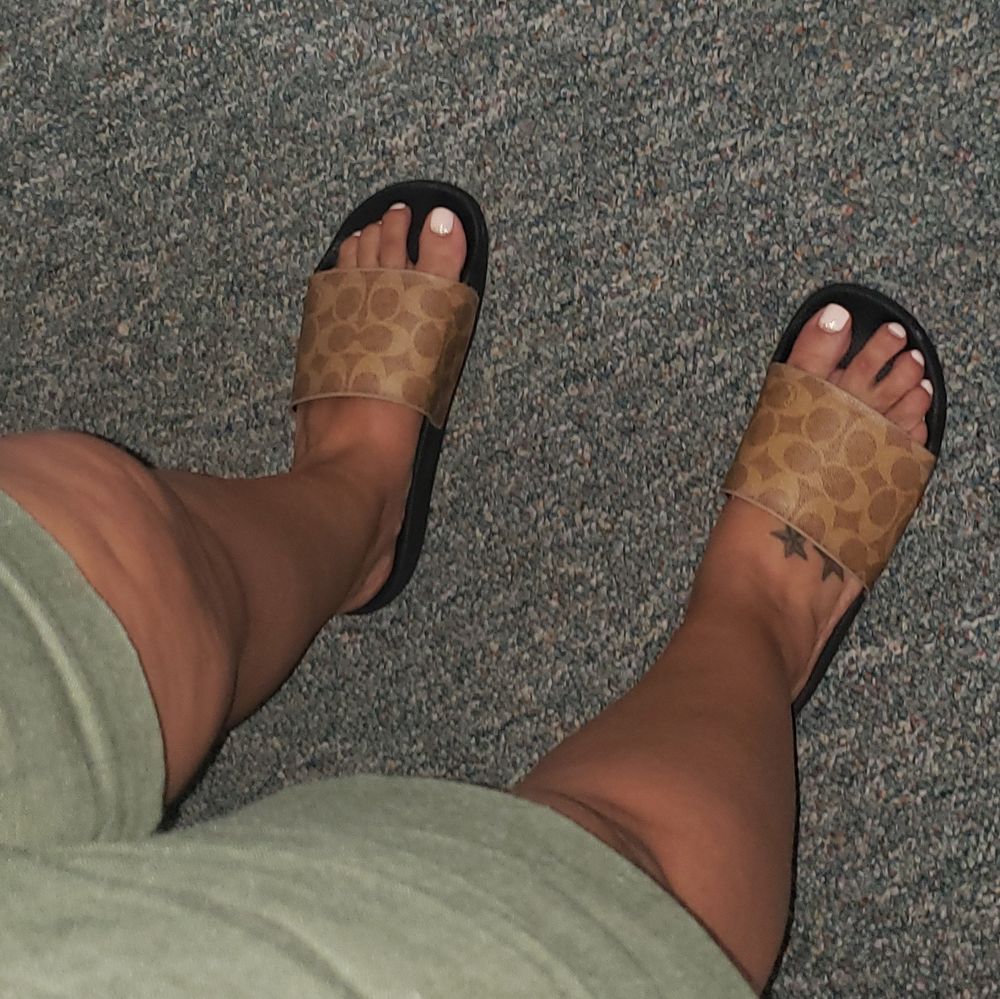 prettyfeetqueen19 OnlyFans profile picture