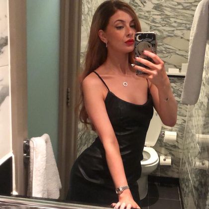 nadinen OnlyFans picture