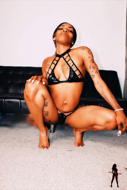 theenakedhustler OnlyFans picture