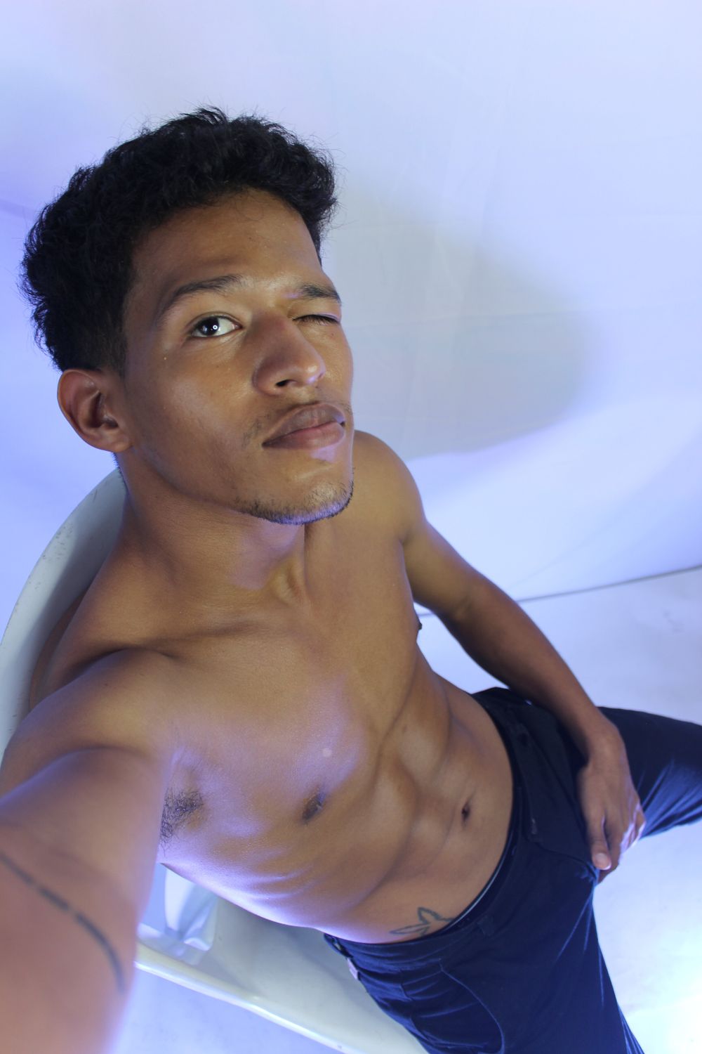 aguirre20alex OnlyFans profile picture
